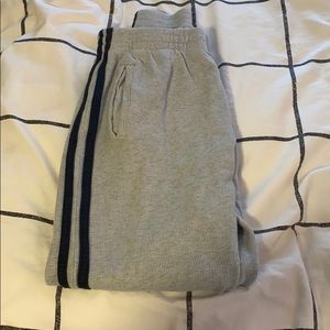 grey sweatpants